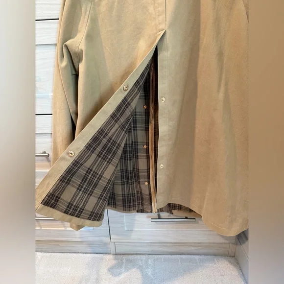 Tan Women's barn jacket with brown corduroy collar size M/US6 - Picture 7 of 12